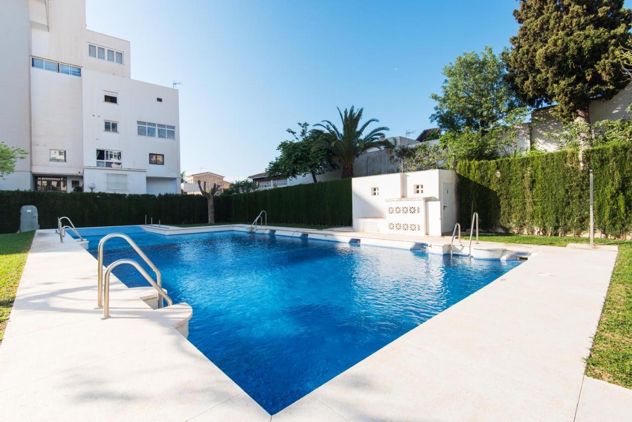 Pets Friendly Apartment, Next To The Marina And Arroyo De La Miel Benalmádena Exterior photo
